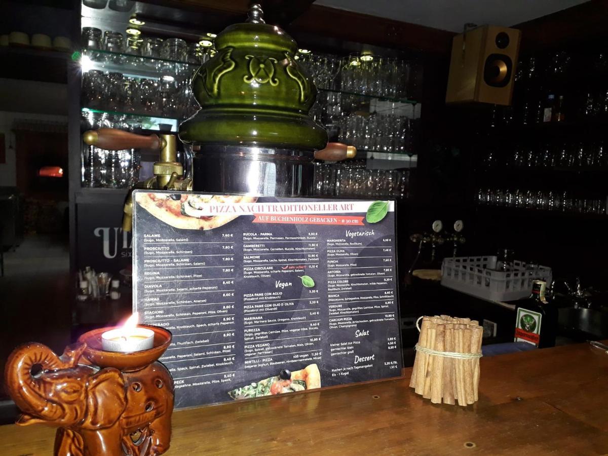 Pizzeria A Penzion Banderas Баєріш-Айзенштайн Екстер'єр фото